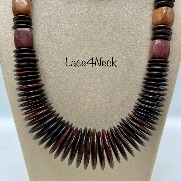 “Cedral”, Rosewood necklace