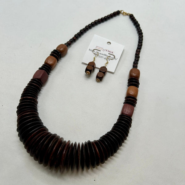 “Cedral”, Rosewood necklace