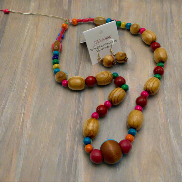"Colorat", wood beads