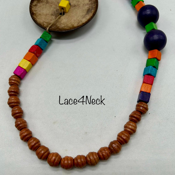 "Coloreé" colorful wood necklaces
