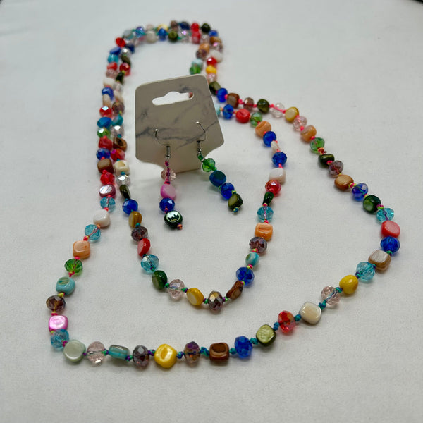 “Coral Prisma”, Glass & Shell necklace