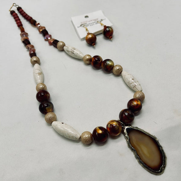 “Holos”, Brown Agate & Glass necklace