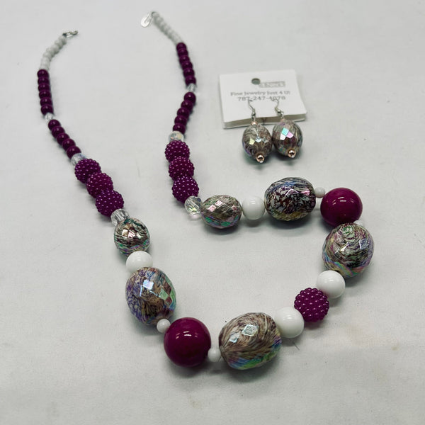 “Apello”, Acrylic, Glass & Jade necklace
