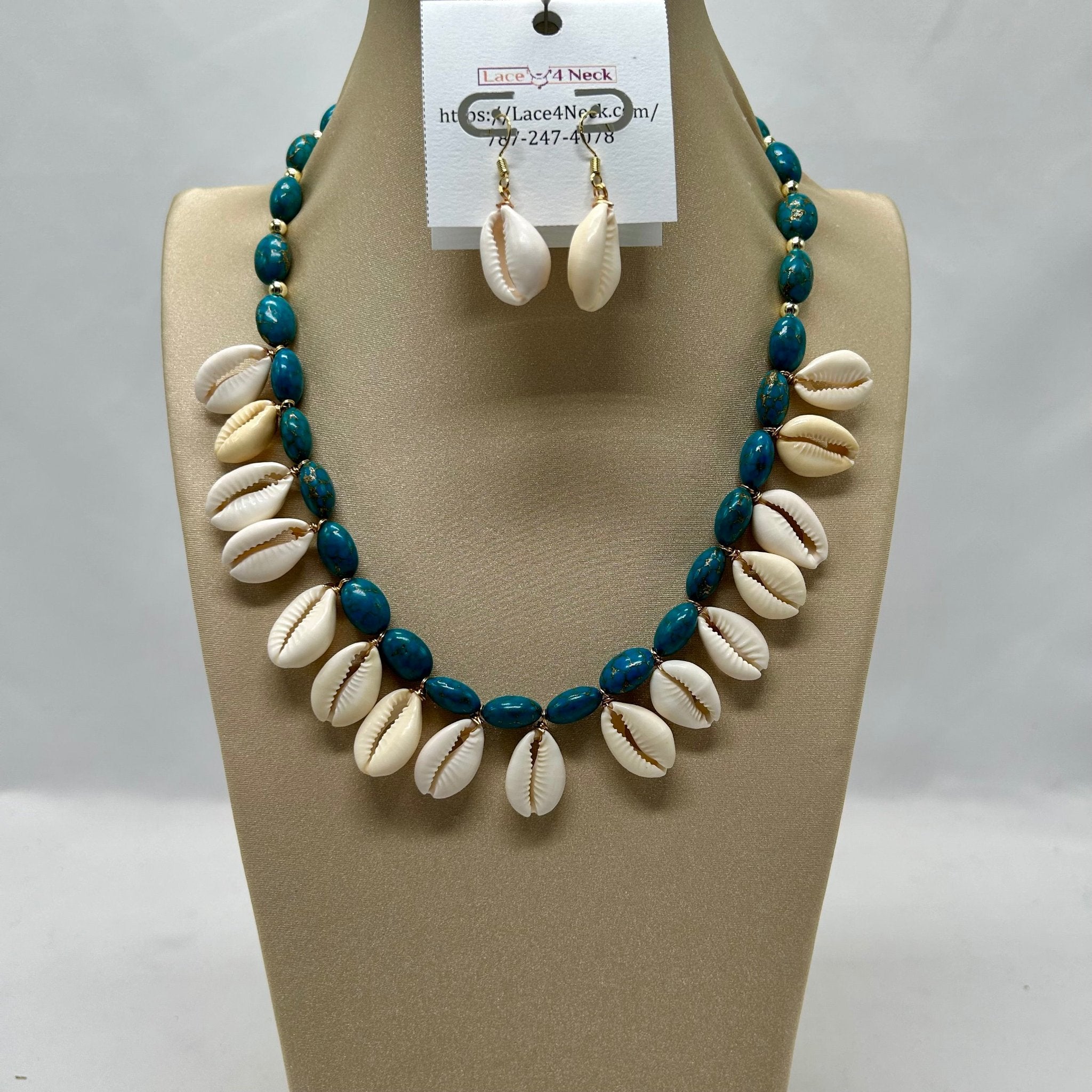 “Bahía Dorada”, Caurí Shells & Pyrite necklace