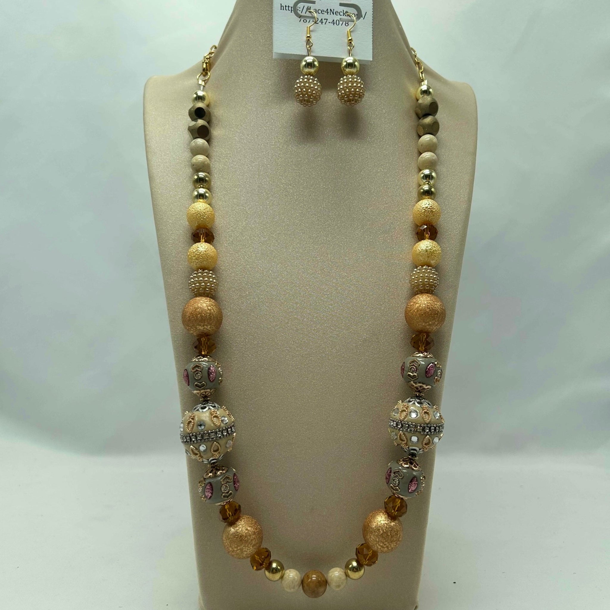 “Bronceado”, Tan Mixed Beads necklace