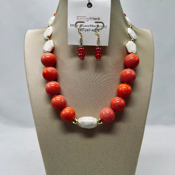 “Del Fuego”, Ceramic & Magnesite necklace