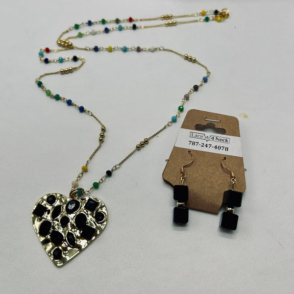 “Edgy,” Gold and Black Heart Long Chain Set