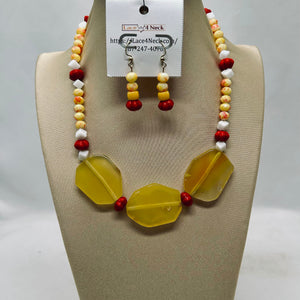 “Enchanted”, Agate, Glass & Magnesite necklace