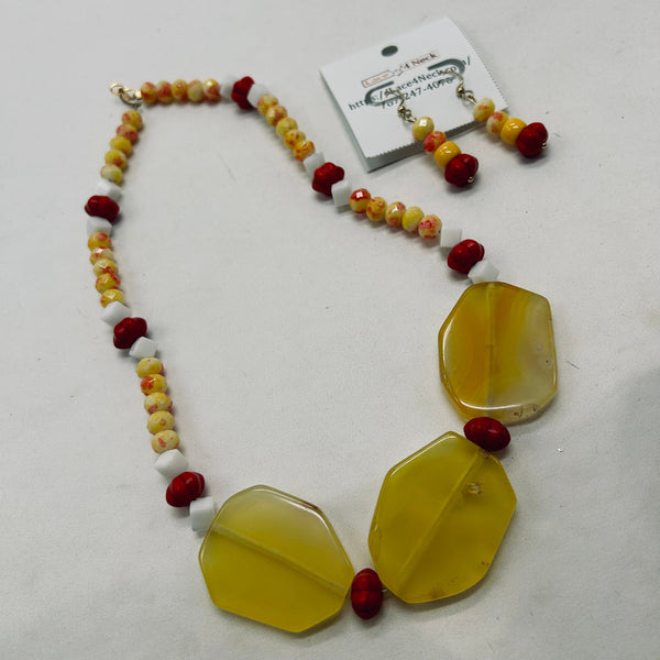 “Enchanted”, Agate, Glass & Magnesite necklace