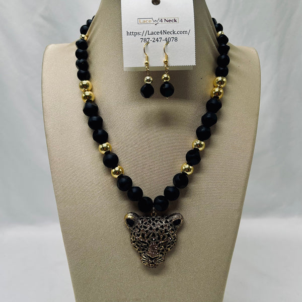 “Felina,” Glass and Hematite necklace