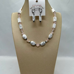 “Free”, Howlite & Rose Quartz necklace