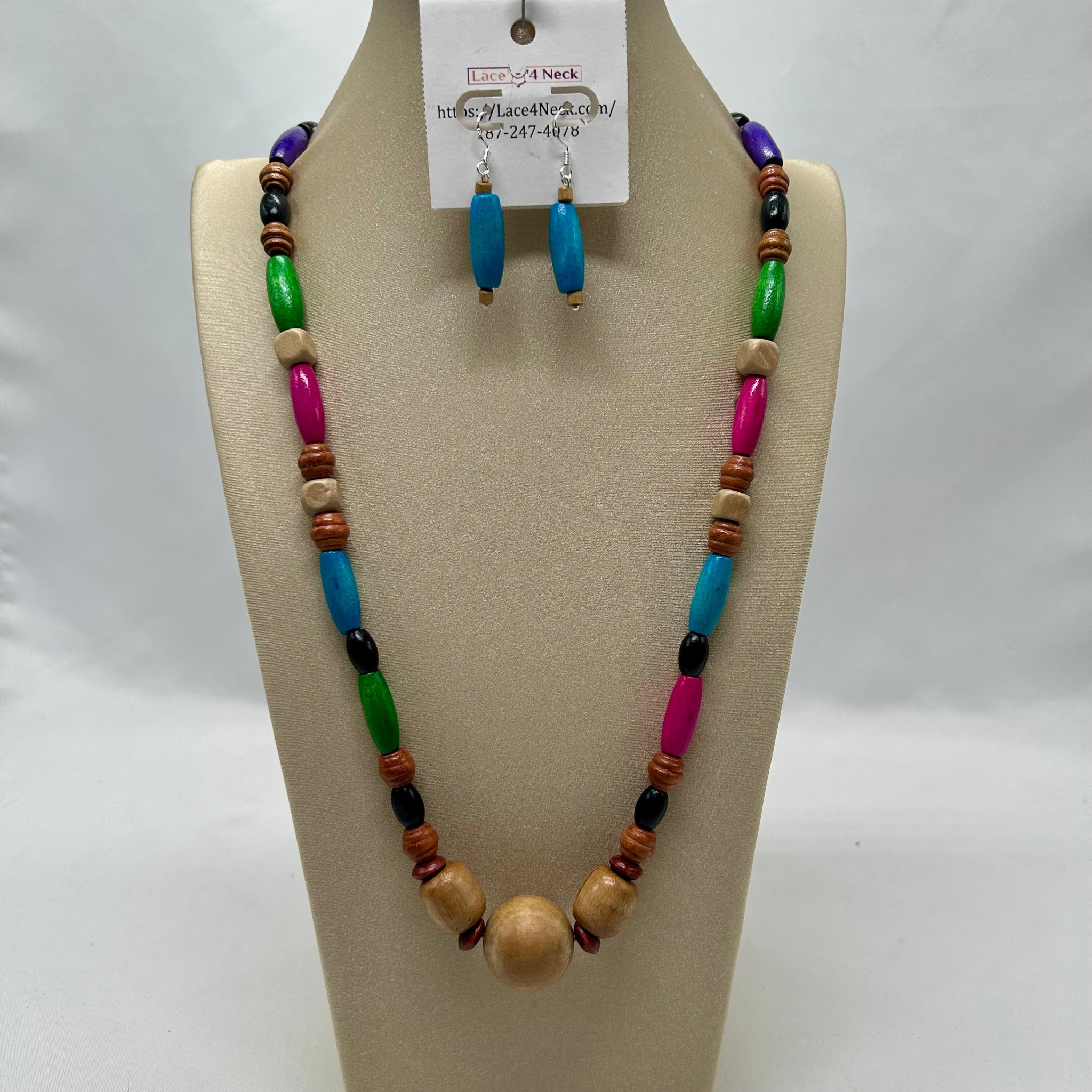 “Gaudy”, Mixed Color Wood cord