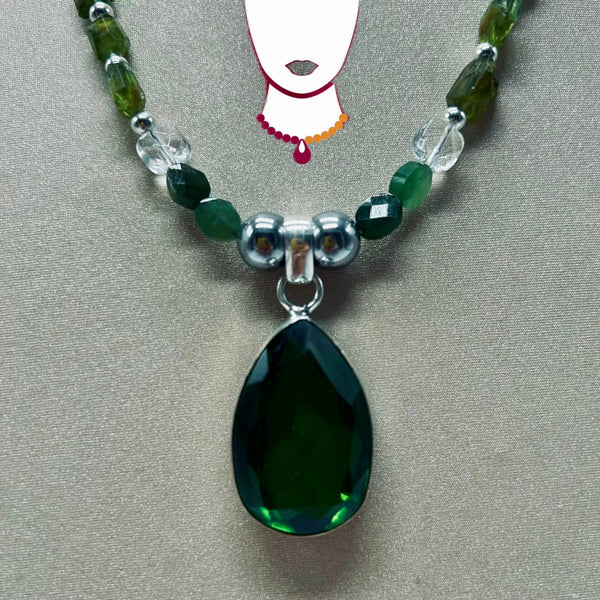 “Gema de Sol,” Hematite, Jade, and Peridot necklace