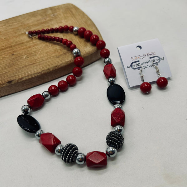 “Gothic” Hematite & Howlite necklace