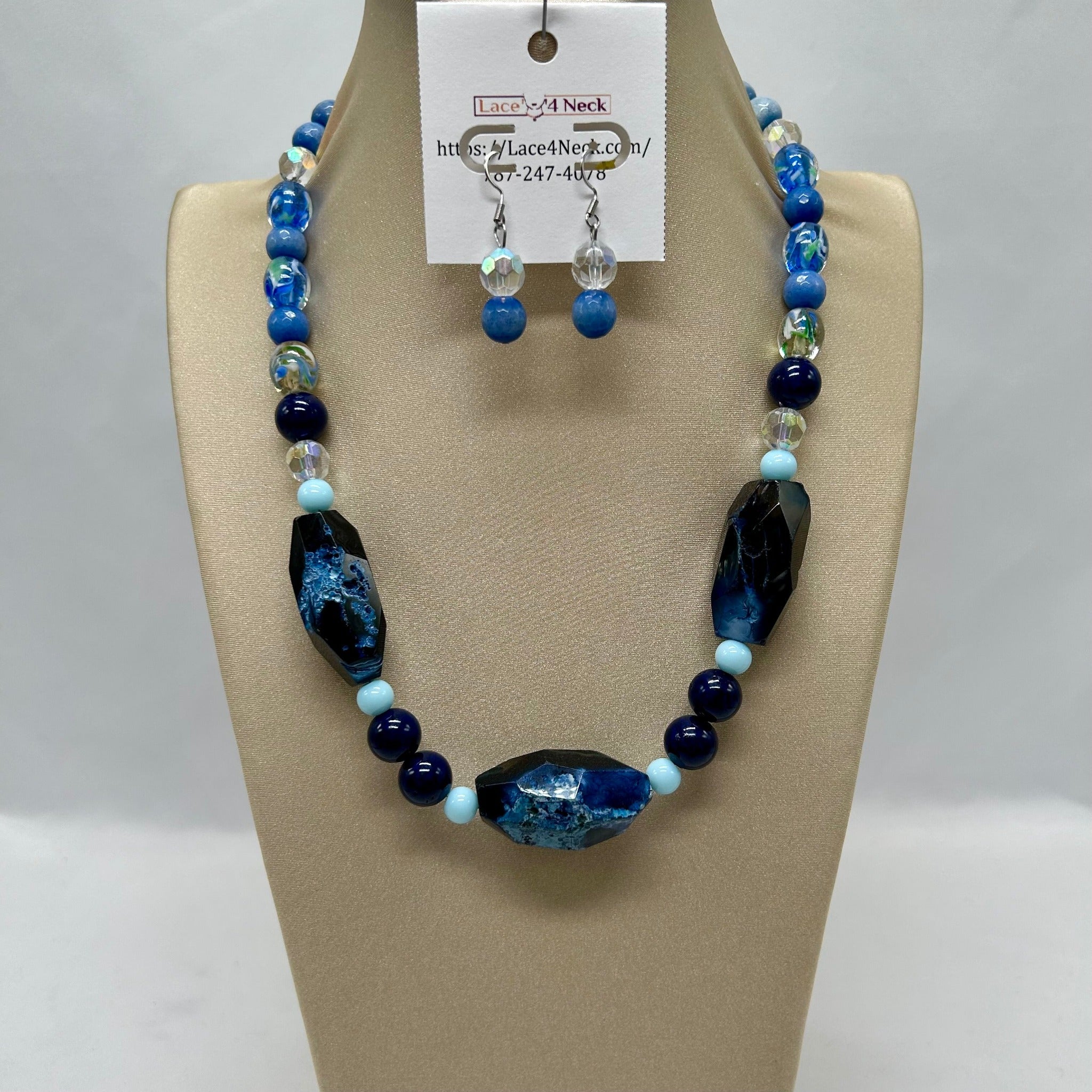 "Ilunagoa" Agate & Mixed beads