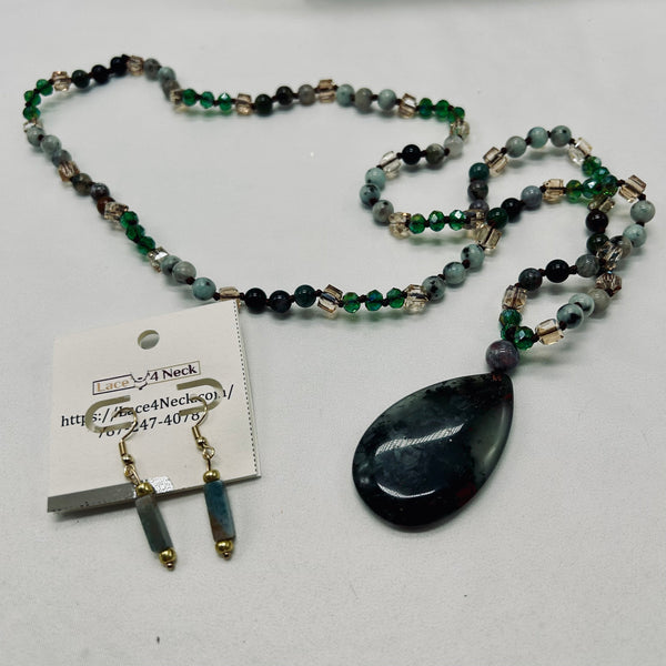 “Jaspis,” Indian Agate, Glass & Ocean Jasper long necklace