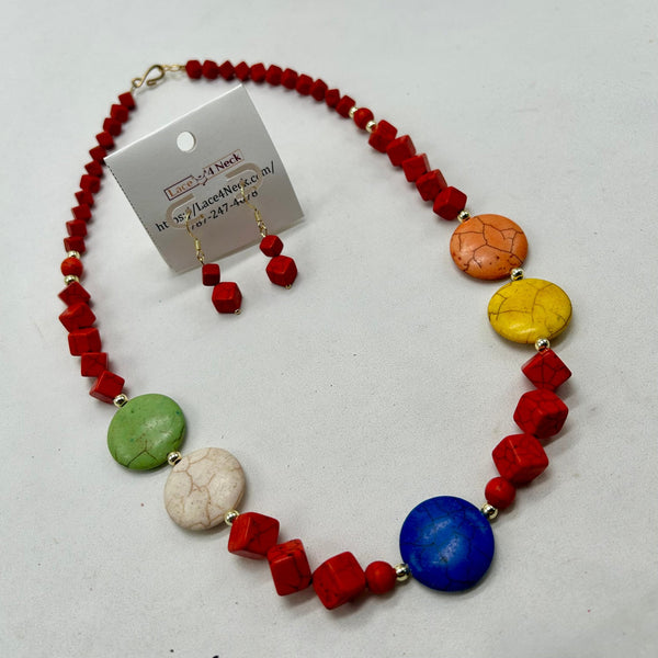 “Kuboide”, Howlite necklace