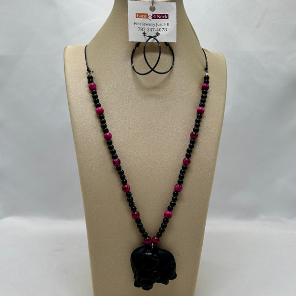 “Olifant”, Black Jade & Magenta Tiger Eye necklace