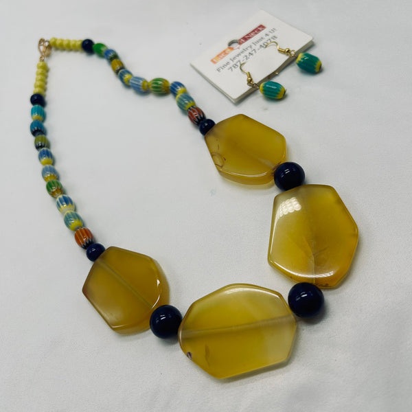 "Ovale", Agate & Glass necklace