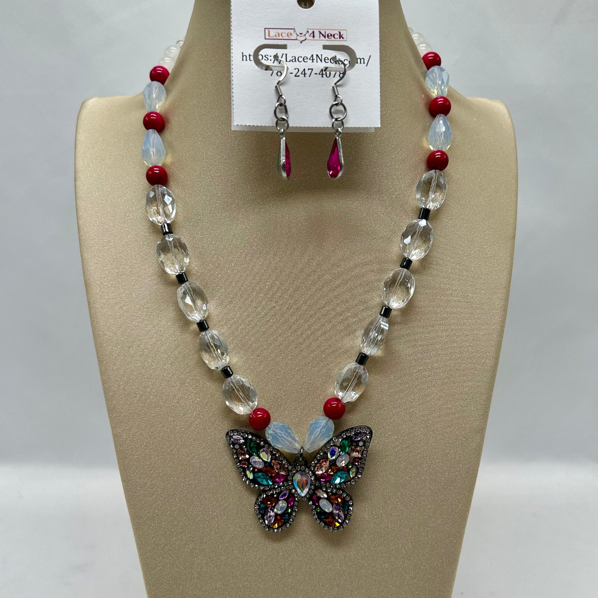 "Papallona", Glass & Hematite necklace