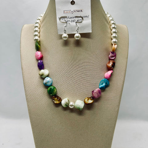 “Perle”, Glass Pearl & Color Shell necklace