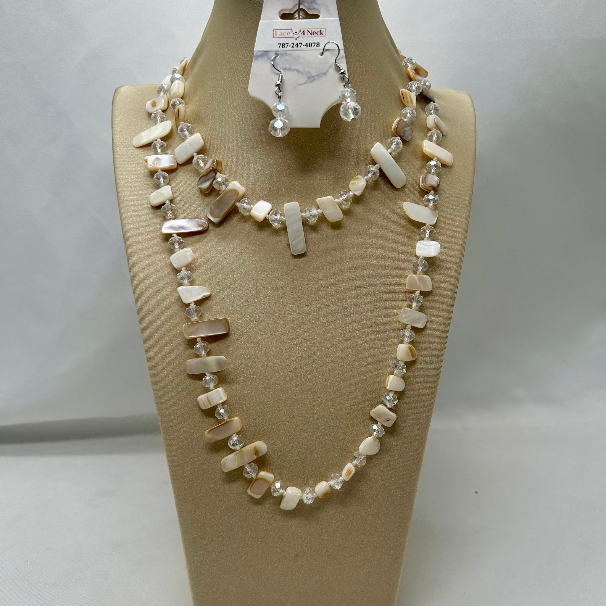 “Romerig”, Crystal & Shell long necklace