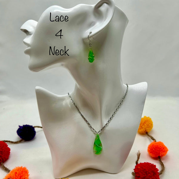 Screw (Lace4Neck)