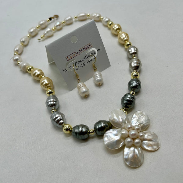 “Taití,”, Mother of Pearl & Hematite necklace