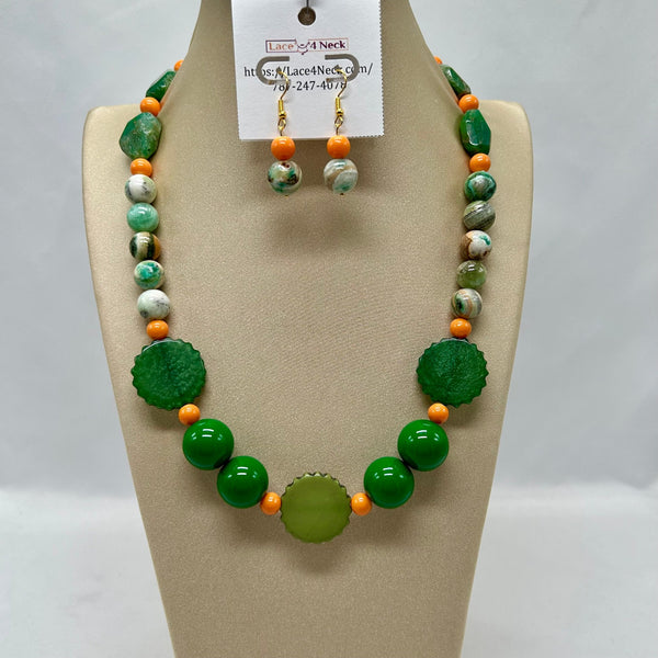 "Tenaz", Calcite & Chrysoprase beads