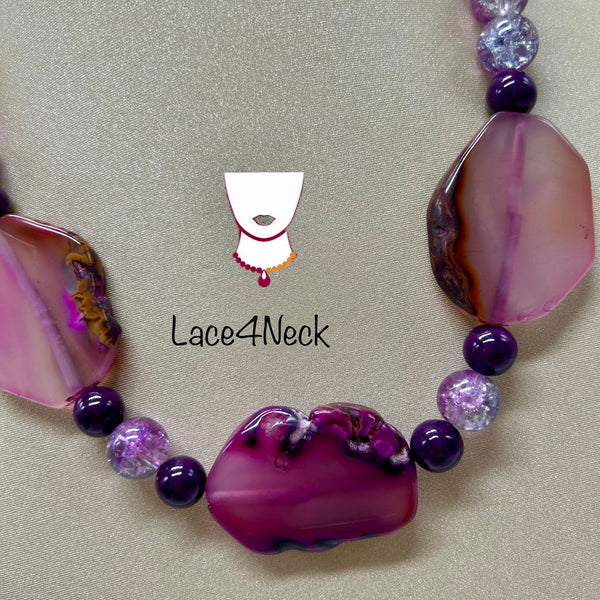 “Violette”, Agate & Crackled Glass necklace