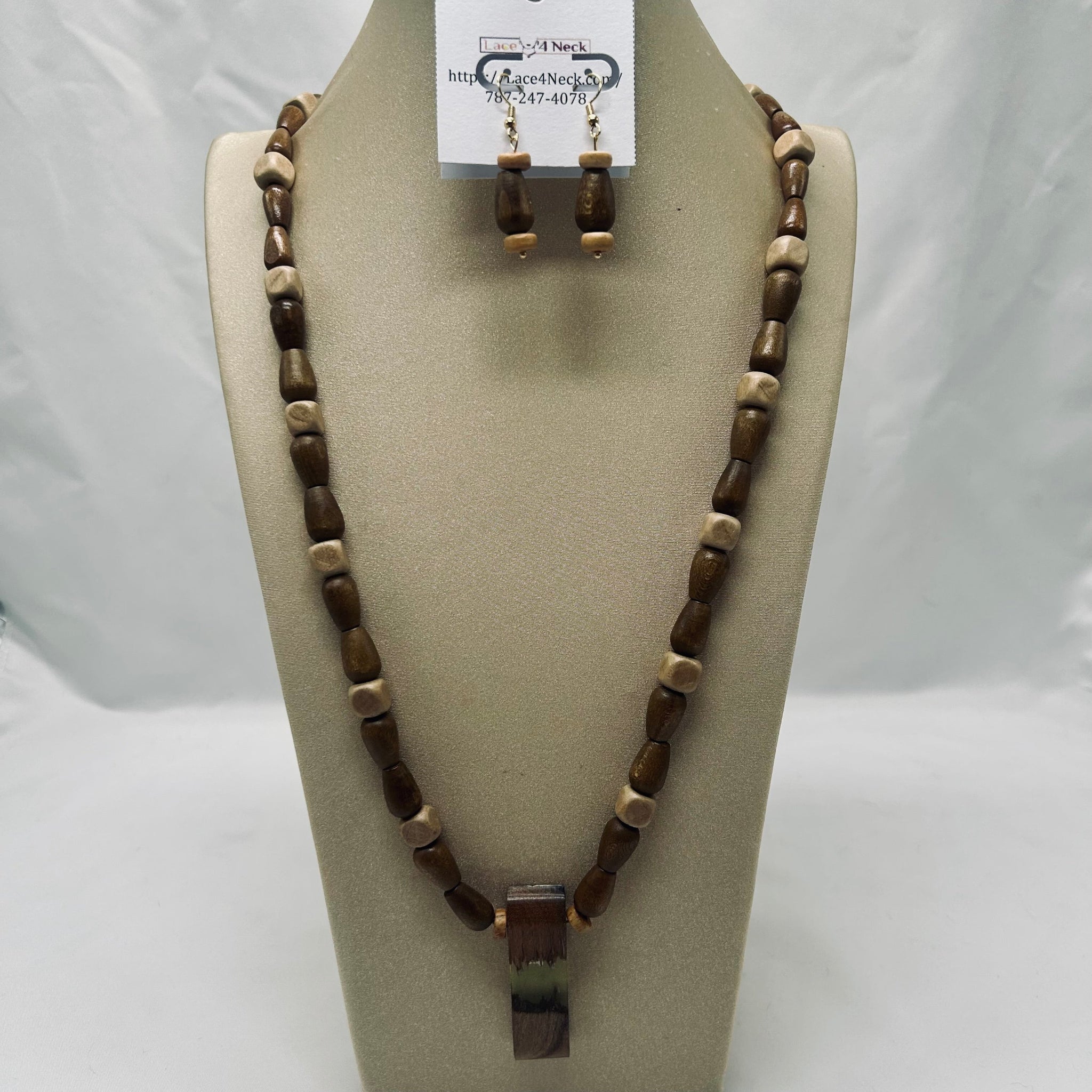 "Wenge" Series, Wood necklaces