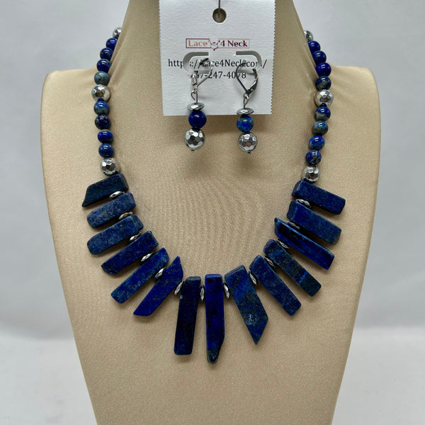 “Zentratura”, Lapis necklace